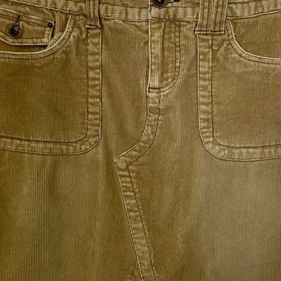 Billabong Brown Corduroy Mini/Mid length Casual Skirt. Sz 6 - Picture 2 of 15
